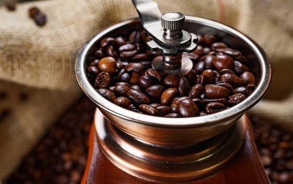 Vintage Old Coffee Grinder Coffee Beans Bag — Stock Photo, Image