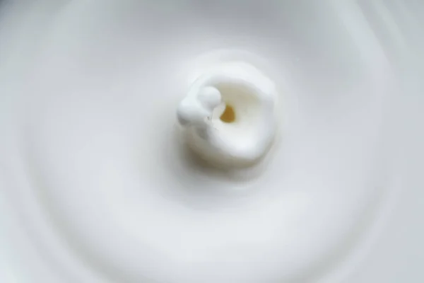 Milk Cream Drop Falls Top — Stock Photo, Image