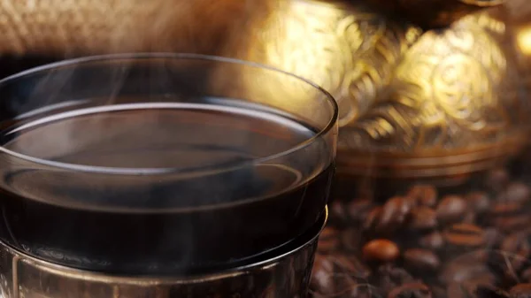 Café Turc Dans Une Tasse Verre Traditionnelle — Photo