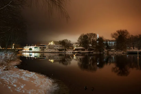 Noční Řeka Pirita Zimním Období — Stock fotografie