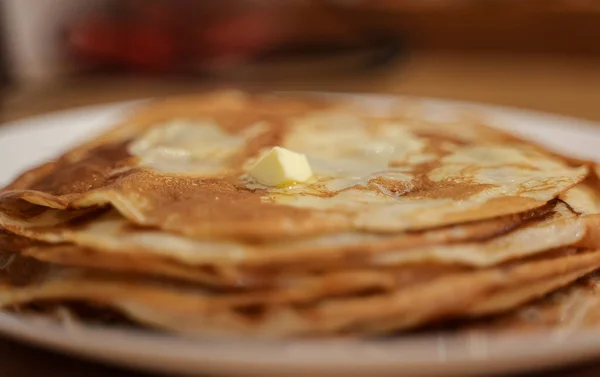 Veel Warme Pannenkoeken Het Bord — Stockfoto