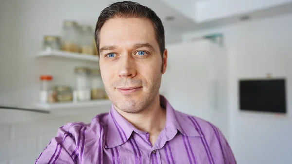 Handsome Man Recording Video Blog His Apartment — Stock Photo, Image