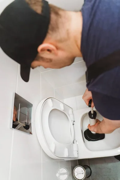 Toilettes Déblocage Plombier Avec Nettoyeur Professionnel Pompe Force — Photo