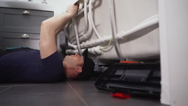 Man Installing Pipe System Bathtub Hydromassage — Stock Video
