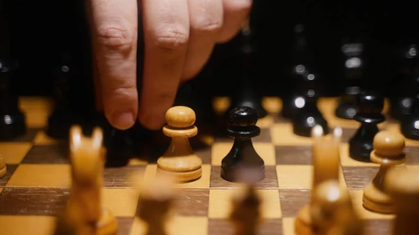 Satranç Oyununda Piyon Kullanılır — Stok fotoğraf