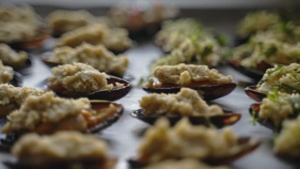 Mejillones Rellenos Antes Hornear Horno — Vídeos de Stock