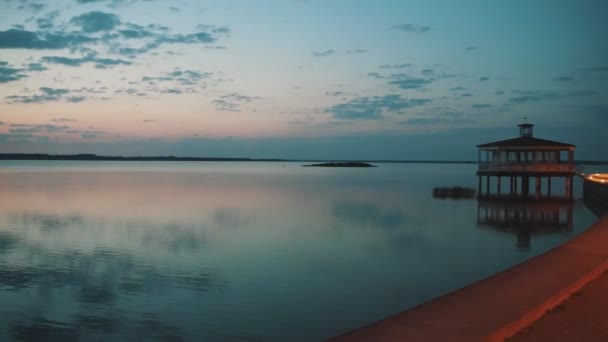 Θαλάσσιος Περίπατος Στην Πόλη Haapsalu Καλοκαίρι Νύχτα — Αρχείο Βίντεο