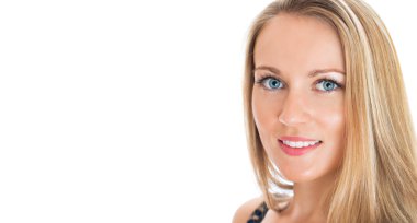 makyaj ile güzel bir kadın portresi. beyaz izole.