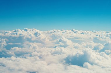 Cennet. Uçak penceresinden görüntülemek.