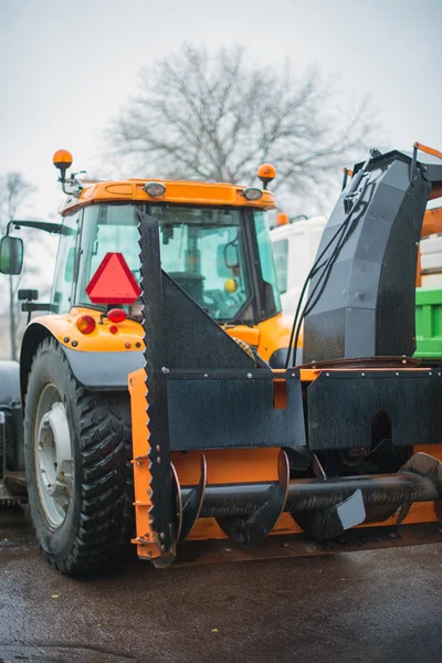 Tractor. Winter road services are ready for winter. — Stock Photo, Image