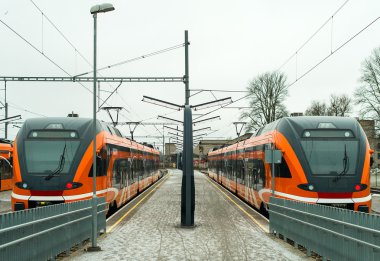 Estonya 'da yeni yenilikçi modern trenler.