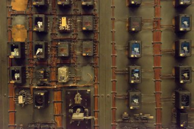 Birçok eski iletişim ile stand.