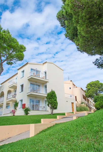 Vista de villa moderna en resorts . — Foto de Stock