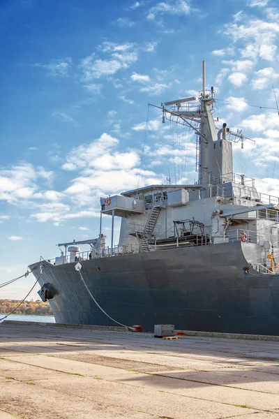 Naval auxiliary ship docked at the harbor. — Stock Photo, Image