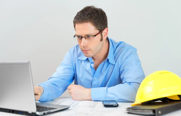 Male architect working at his workplace. — Stock Photo, Image