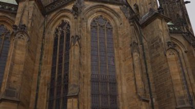 Prag Kalesindeki Gotik Aziz Vitus Katedrali.