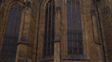 Prag Kalesindeki Gotik Aziz Vitus Katedrali.