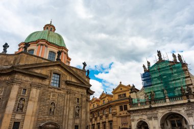Prag 'da Aziz Francis' in Tarihi Barok Bazilikası.