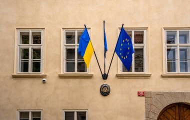 Estonya 'nın Prag, Çek Cumhuriyeti' ndeki AB Bayrağı Konsolosluğu.