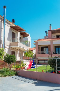 İki tropikal Daire bina Balkonlu.