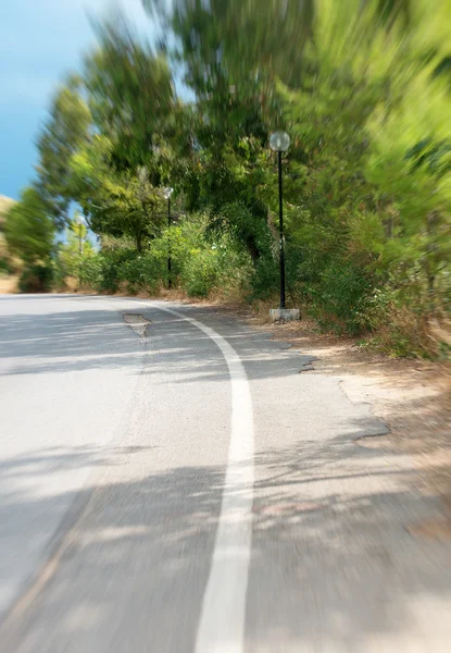 Roadside in the mountains. Motion blur. — Stock Photo, Image