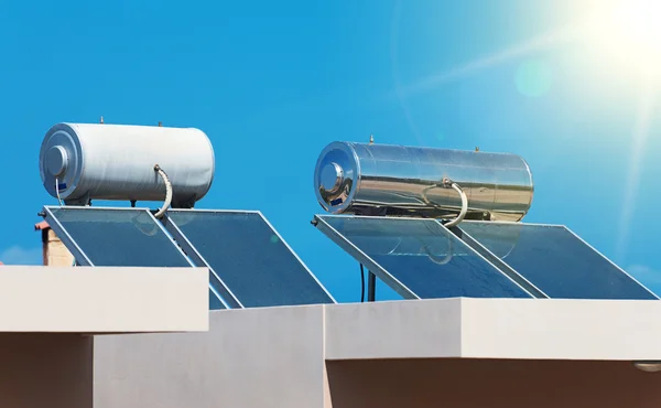 Solar water heating system on the rooftops. — Stock Photo, Image