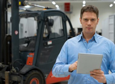 Tablet pc depo ile yakışıklı Danışmanı.