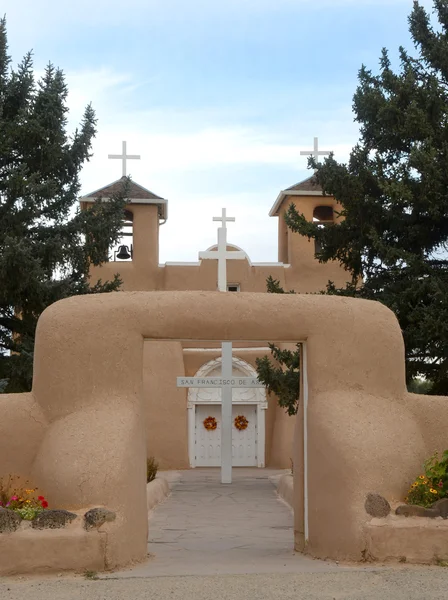 San Francisco de Asis kostel v Taos — Stock fotografie