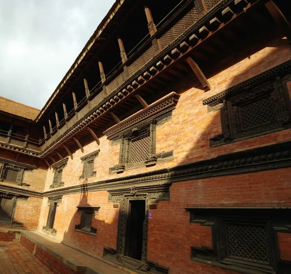 Непал После Землетрясения Разрушившего Многие Храмы Дома Катманду — стоковое фото