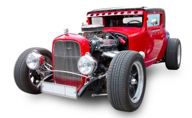 Klasik Amerikan beygir gücü Red Hot Rod beyaz arkaplanda izole edildi. 