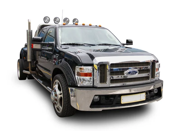 Amerikan kamyonu Ford Super Duty beyaz arka planda izole edildi.