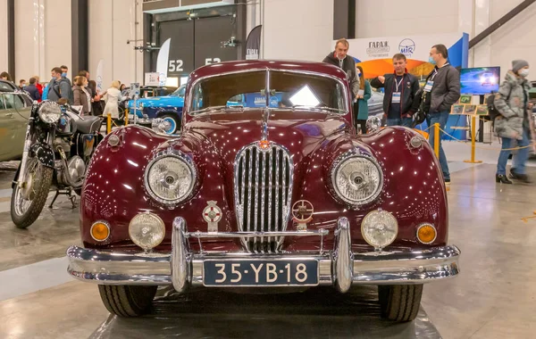 Saint Petersburg Apr 2021 Carro Esportivo Britânico Jaguar Xk140 1956 — Fotografia de Stock