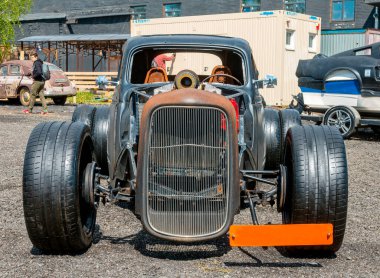 Saint-Petersburg - 22 Mayıs 2021: St. Petersburg Özel Hafta Sonu 2021 'de gösterilen klasik hot rod