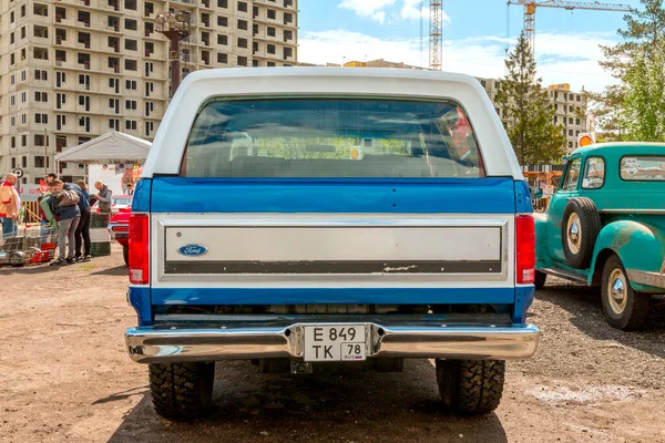 San Petersburgo Mayo 2021 Legendario Suv Americano Ford Bronco 302 — Foto de Stock