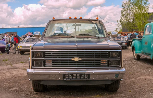 상트페테르부르크 2021 Classical American Pickup Truck Chevrolet Silverado Showing Petersburg — 스톡 사진