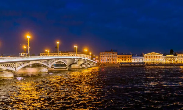 Blagoweschtschenko Brücke Bei Weißer Nacht Sankt Petersburg Russland Die Blagoweschtschenko — Stockfoto