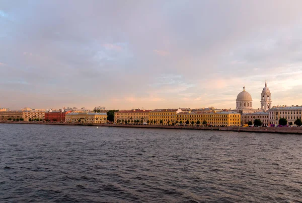 San Petersburgo Terraplén Makarova Iglesia Del Santo Mártir Catalina Una —  Fotos de Stock