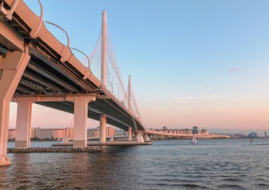 Batı Yüksek Hız Çapı 'nın kablo destekli köprüsü. Saint Petersburg, Rusya