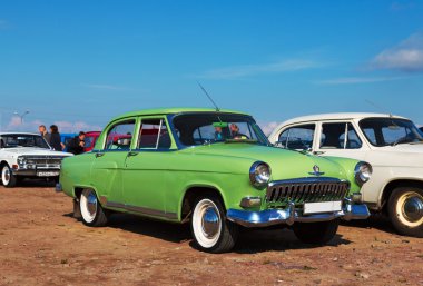 Sovyet Otomobil Gaz-21 