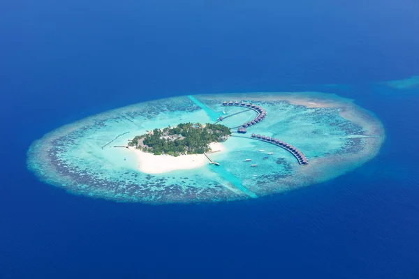 Vue aérienne sur l'île des Maldives, Raa atol — Photo