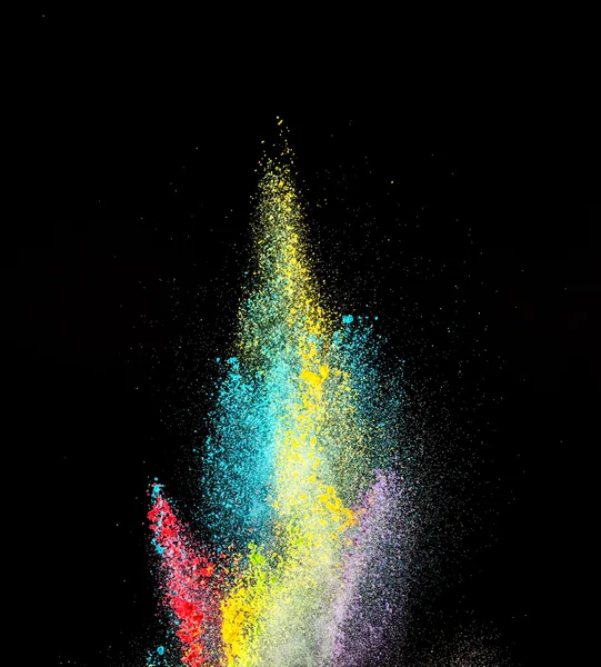 Siyah arka plan üzerinde renkli toz patlama