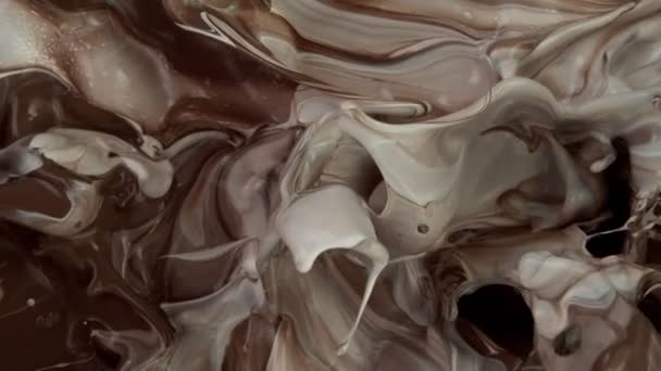 Szuper Lassított Felvétel Forró Csokoládé Tej Fröccsenés Keveréséről Filmre Véve — Stock videók