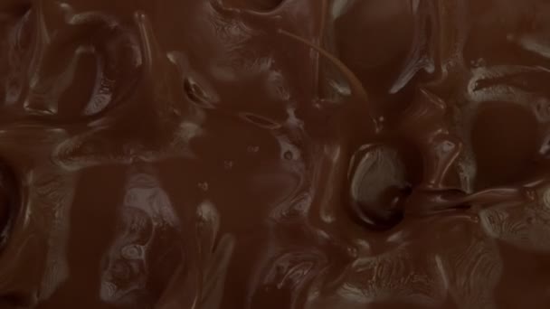 Супер Медленное Движение Брызг Тёмного Горячего Шоколада Съемки Кинокамерой Высокой — стоковое видео