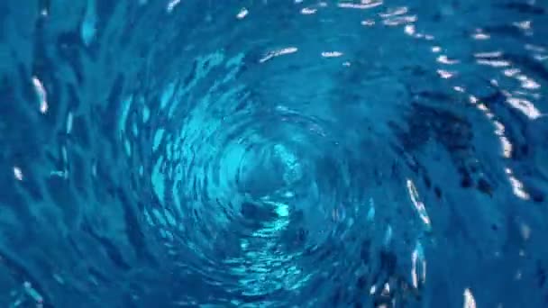 Super Langzame Beweging Van Draaiend Water Twistervorm Met Zoomcamerabeweging Gefilmd — Stockvideo