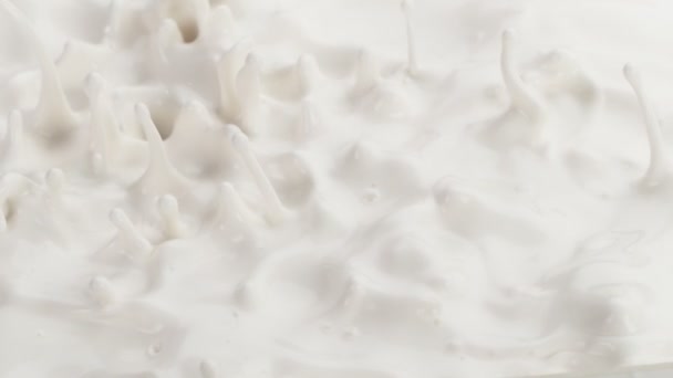 Makro Çekimde Süt Sıvısı Sallamak Çok Yavaş Bir Hareket Yüksek — Stok video