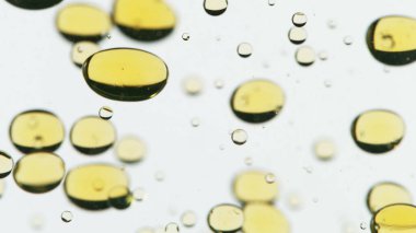 Altın yağ kabarcıklarını kapatın, soyut arkaplan.