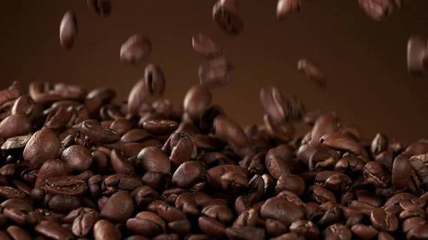 Caída Granos Café Tostados Delicioso Fondo Café — Foto de Stock