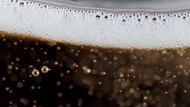Super Slow Motion Bollicine Champagne Schiuma Isolato Sfondo Nero Girato — Video Stock