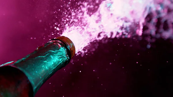 Champagne Explosie Bevries Beweging Van Vliegende Wijn Spatten Neon Lichten — Stockfoto