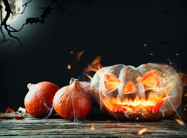 Burning pumpkin — Stock Photo, Image